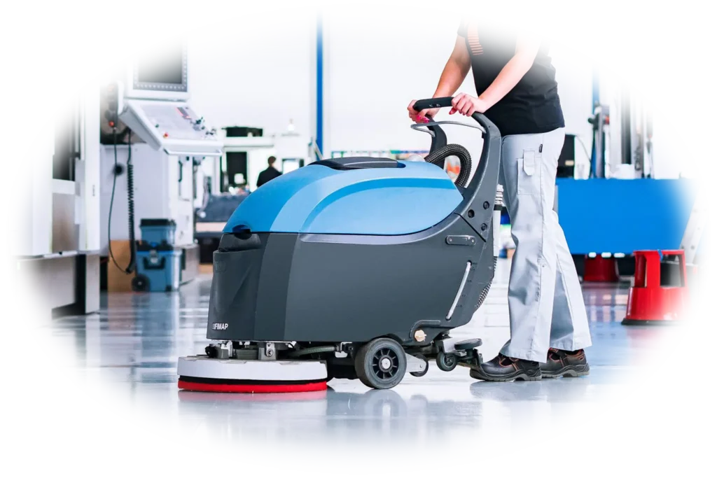 Průmyslový úklid výrobní haly strojní technikou